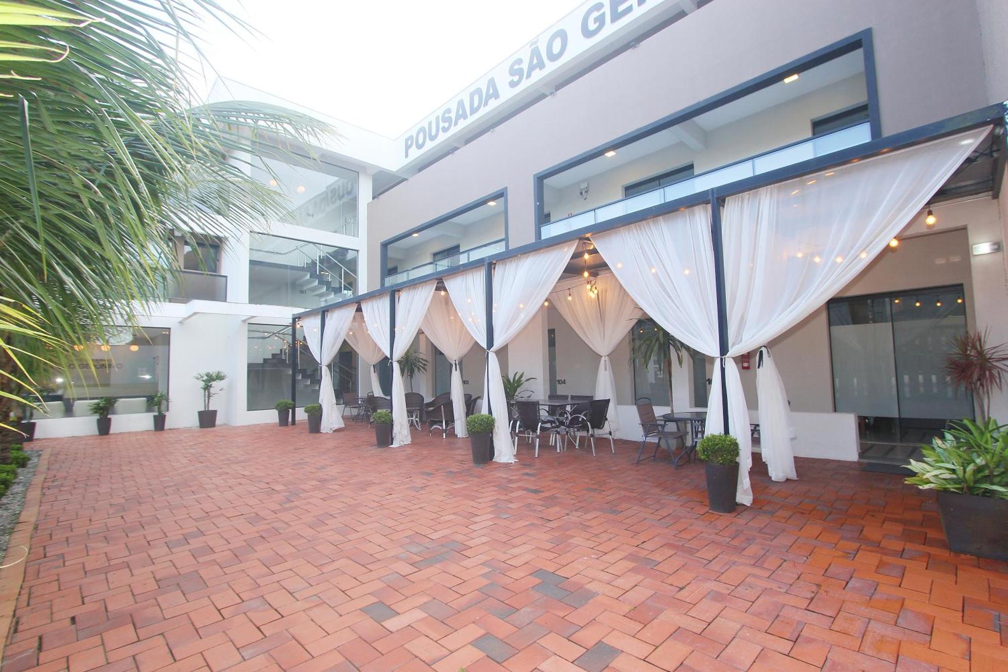 Pousada São Gerônimo Matinhos Exterior foto